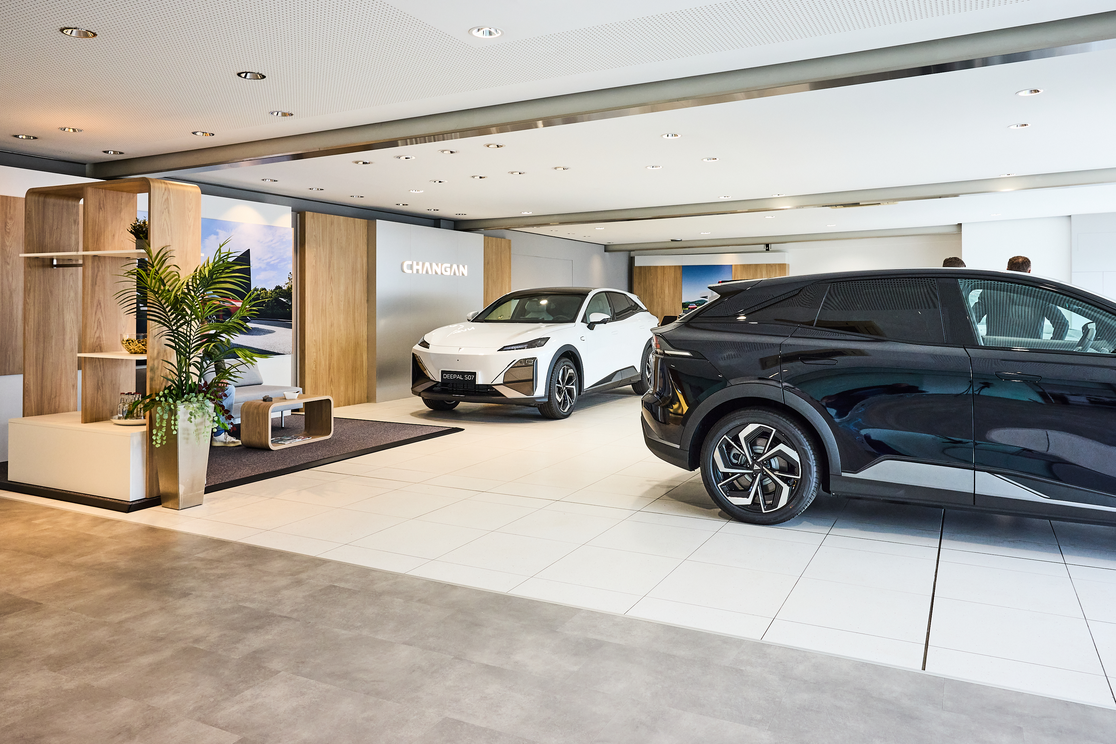 Changan UK accelerates market entry with strategic partnerships in logistics and finance